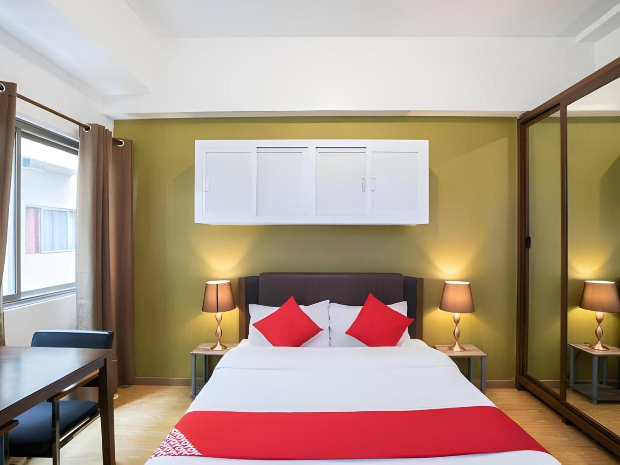 Oyo 90744 Bari Indah Beach Resort Kuala Terengganu Buitenkant foto